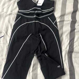Alo Black and White Activewear Set
